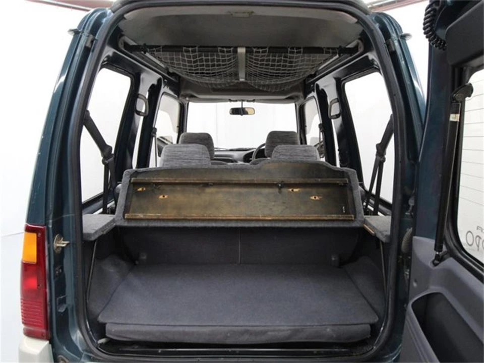 1994 Mitsubishi Toppo 2nd Gen - Image 25 of 31