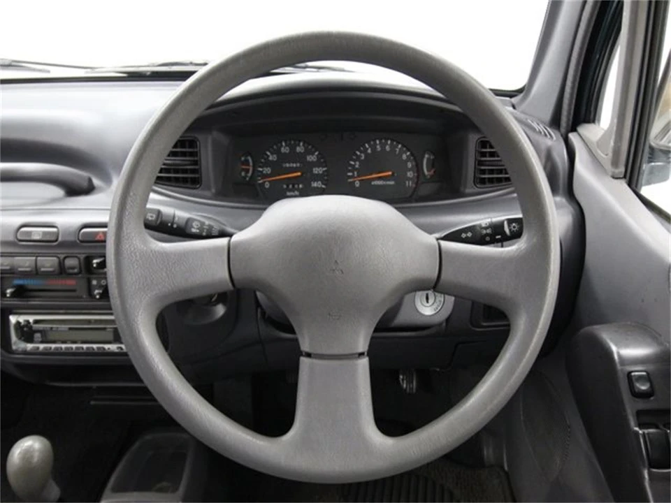 1994 Mitsubishi Toppo 2nd Gen - Image 11 of 31