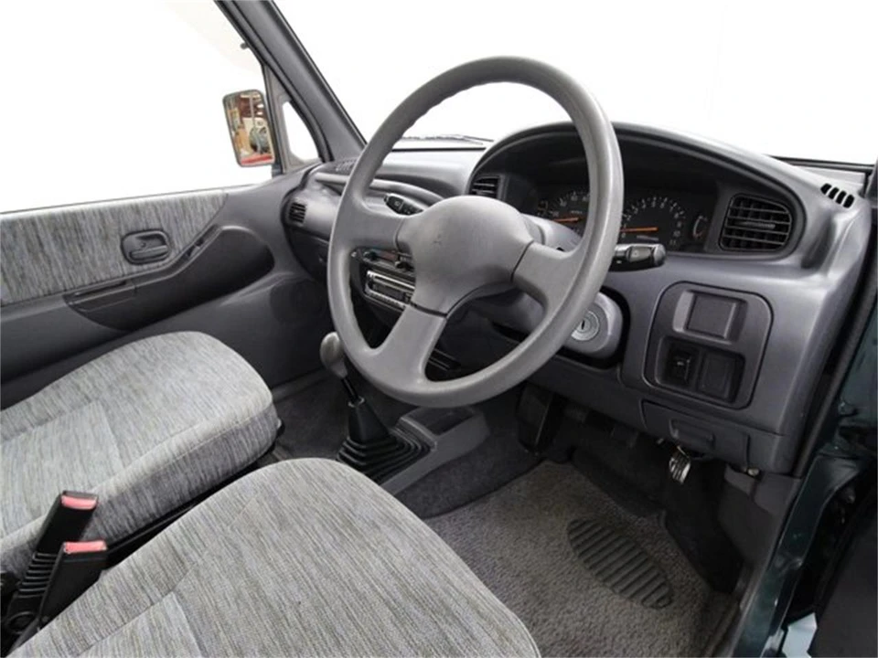 1994 Mitsubishi Toppo 2nd Gen - Image 10 of 31