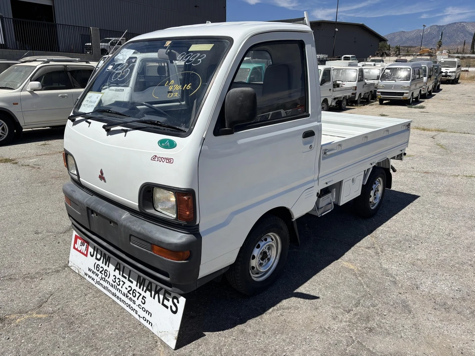 1994 Mitsubishi Minicab 5th Gen - Image 3 of 31