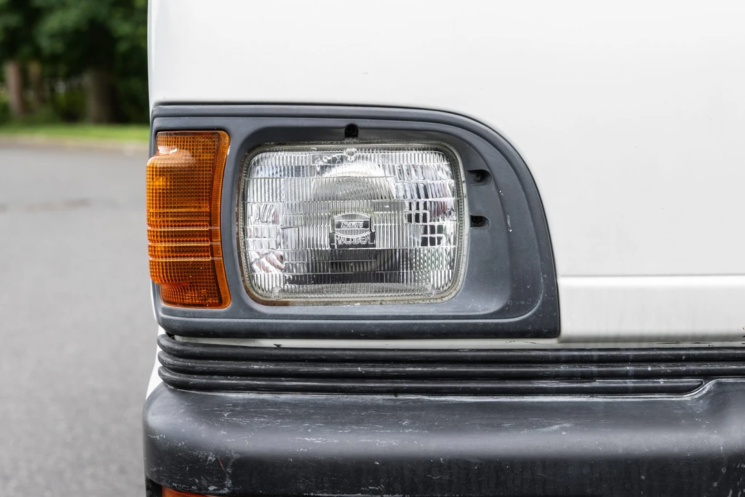 1994 Mitsubishi Minicab 5th Gen - Image 14 of 31
