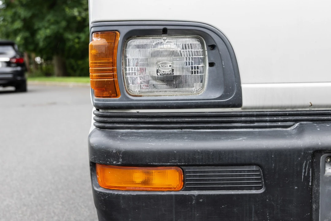 1994 Mitsubishi Minicab 5th Gen - Image 12 of 31