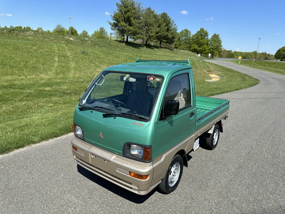 1994 Mitsubishi Minicab 5th Gen - Image 2 of 31