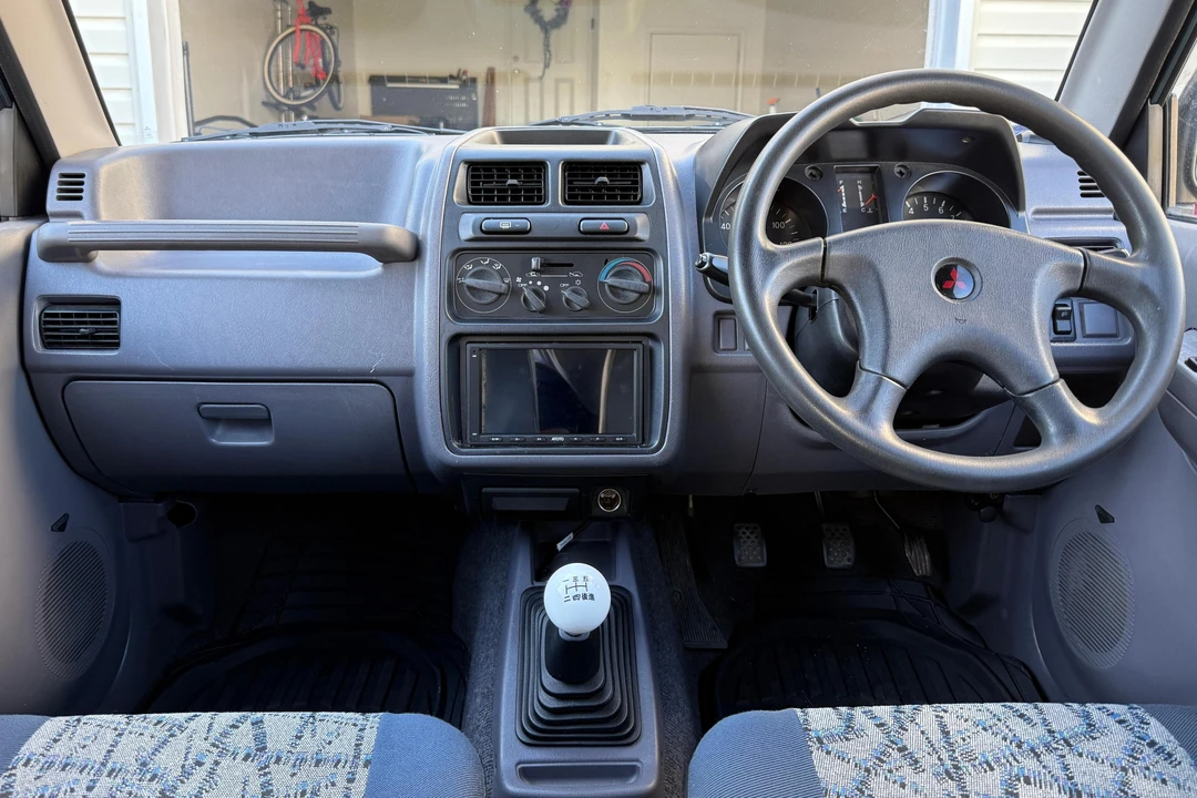 1994 Mitsubishi Pajero/Montero - Image 26 of 31