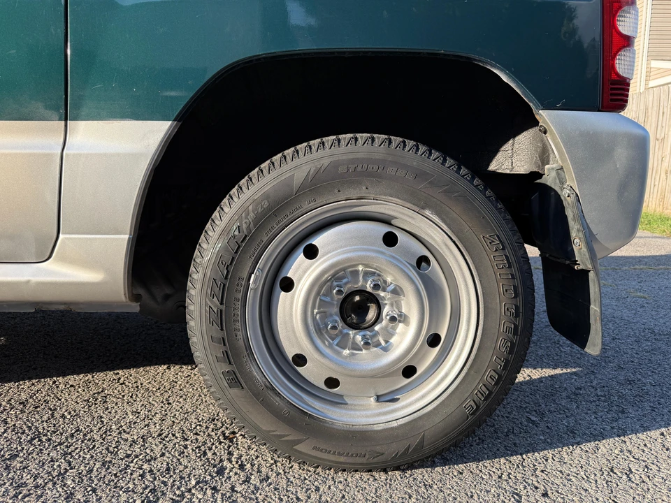 1994 Mitsubishi Pajero/Montero - Image 20 of 31
