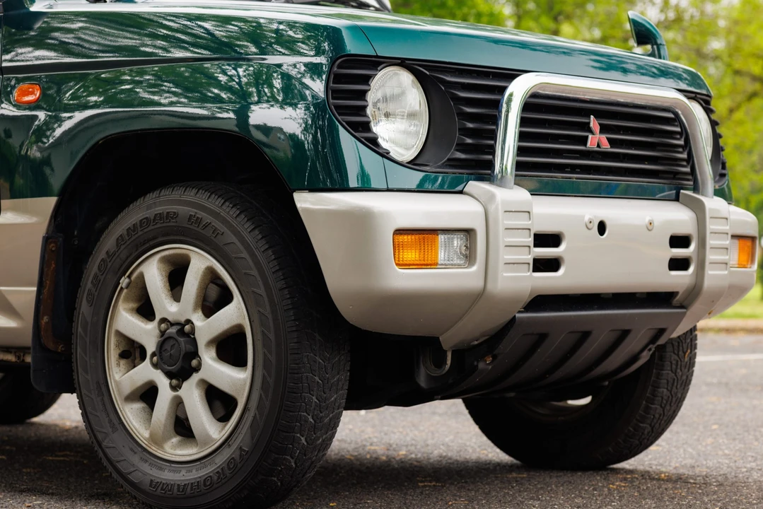 1994 Mitsubishi Pajero/Montero - Image 16 of 31