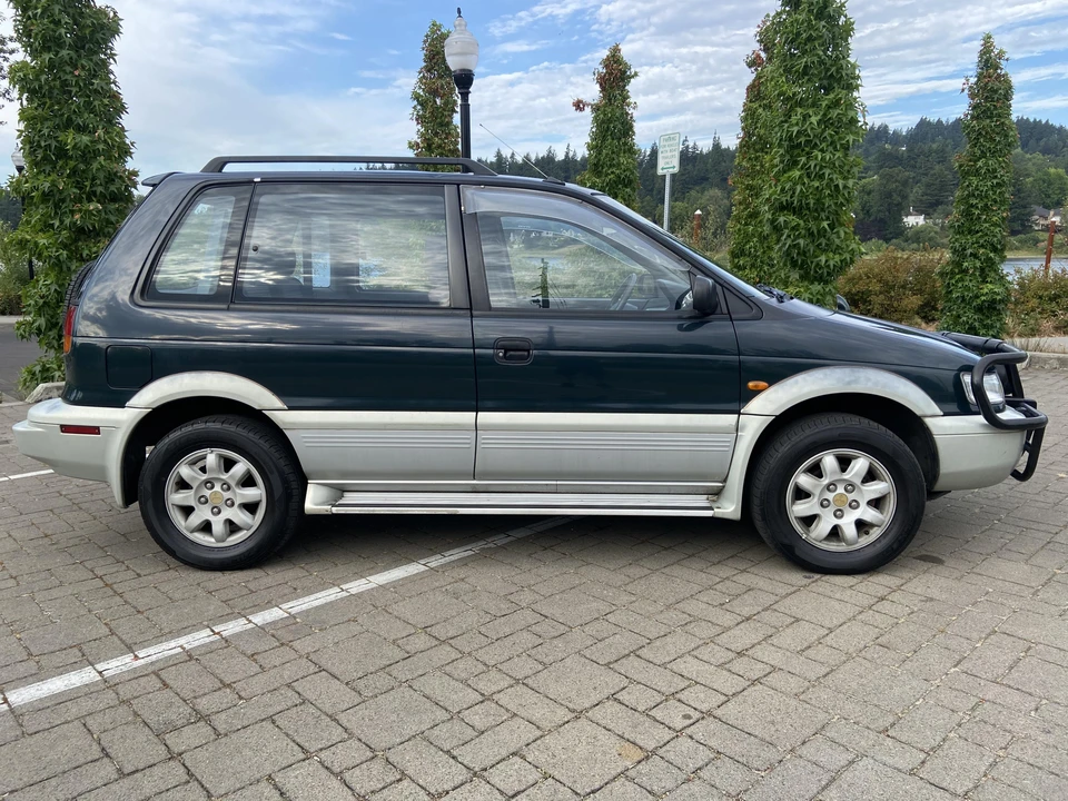 1994 Mitsubishi RVR 1st Gen - Image 12 of 31
