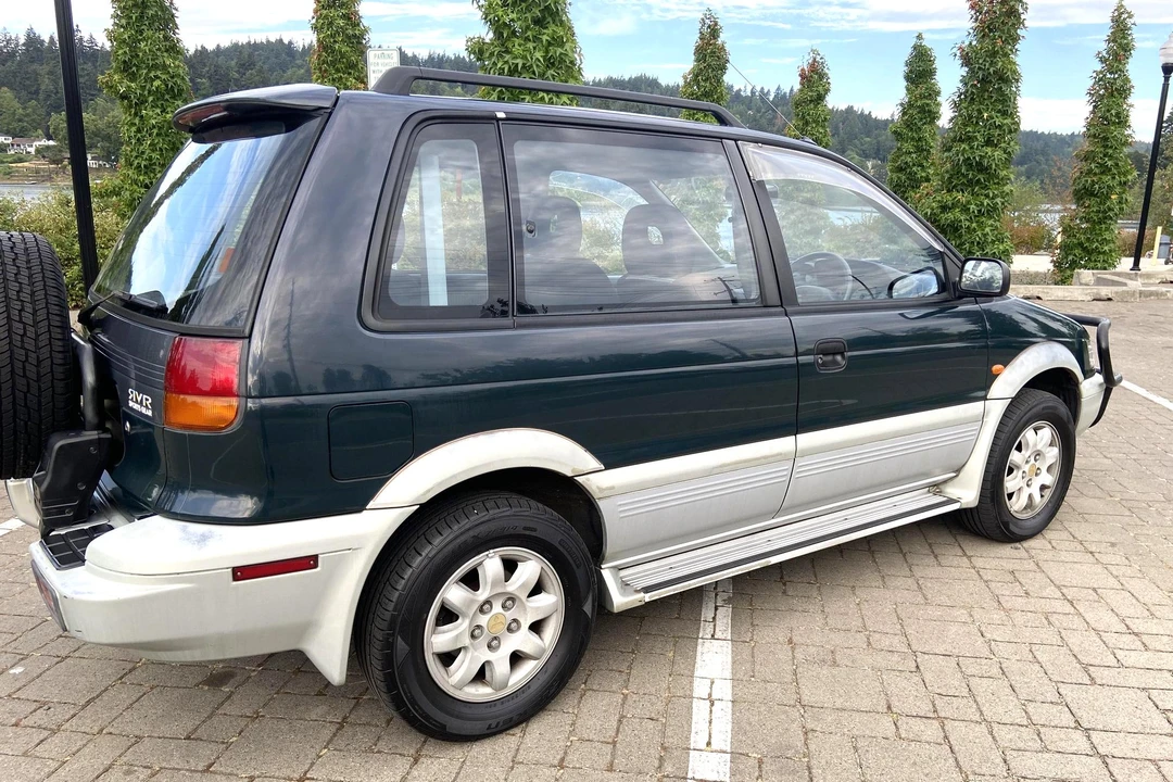 1994 Mitsubishi RVR 1st Gen - Image 10 of 31
