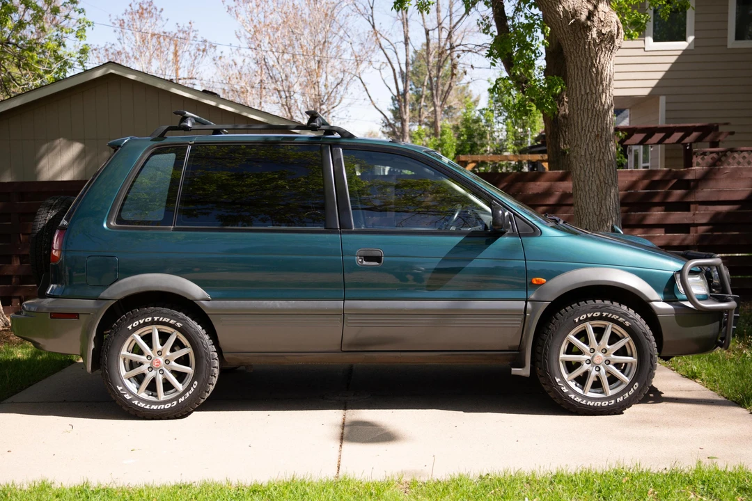 1994 Mitsubishi RVR 1st Gen - Image 3 of 31