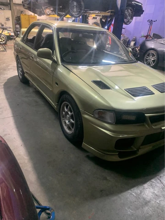 1994 Mitsubishi Lancer Evolution II 5th Gen - Image 4 of 13