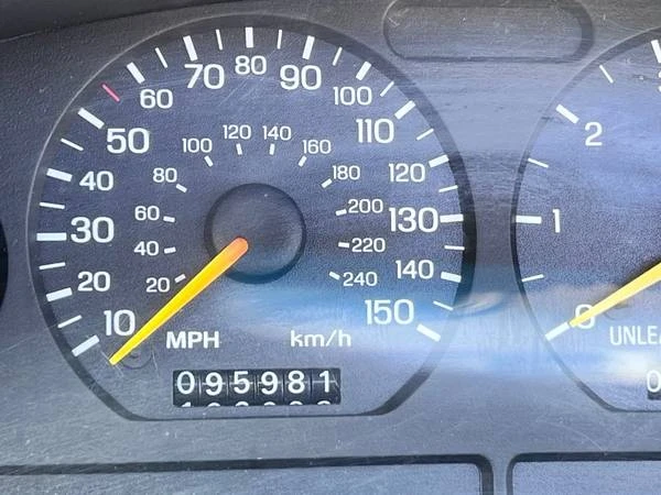 1994 Ford SN95 Mustang - Image 8 of 12