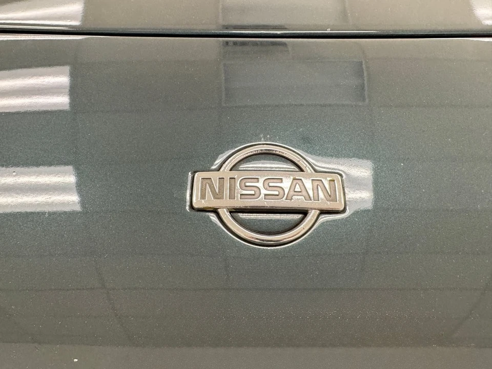 1994 Nissan - Image 12 of 31