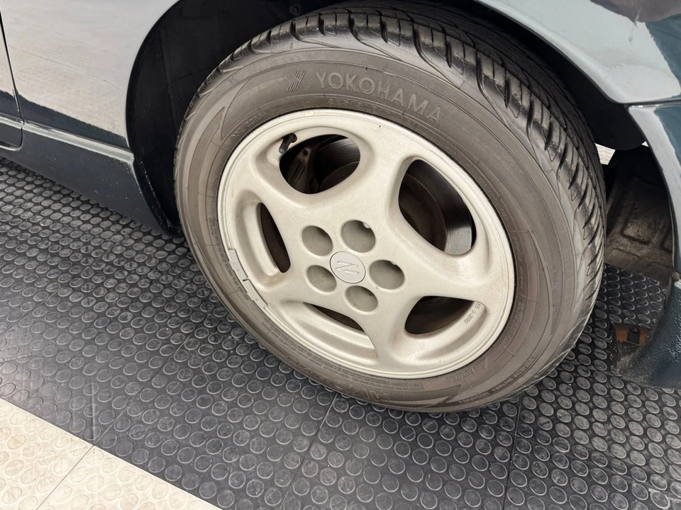 1994 Nissan - Image 22 of 31