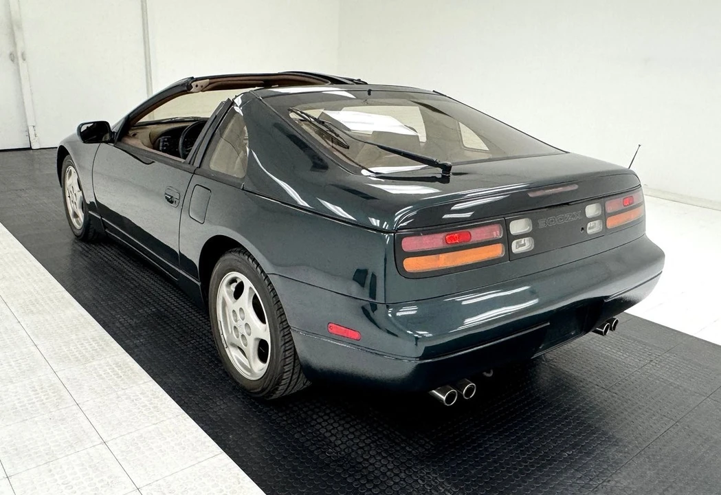 1994 Nissan - Image 6 of 31