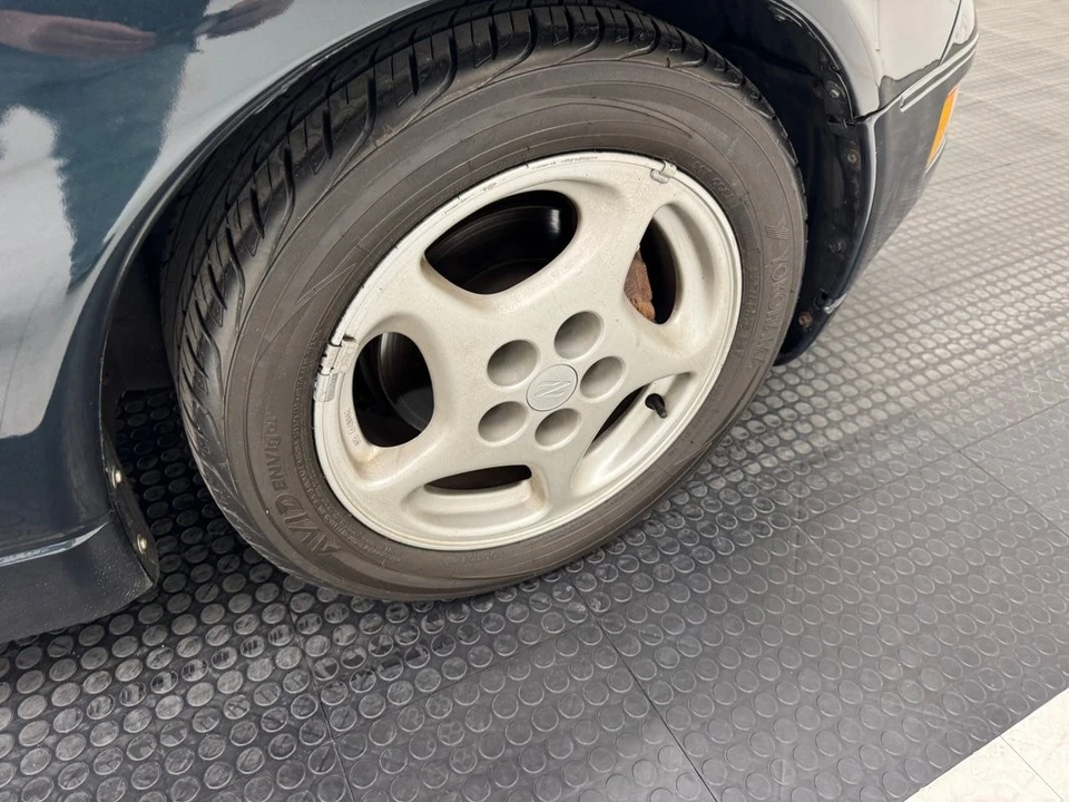 1994 Nissan - Image 26 of 31