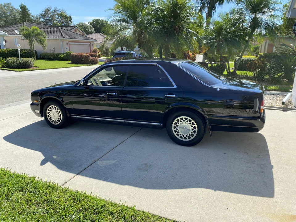 1994 Nissan Cedric 8th Gen - Image 15 of 31