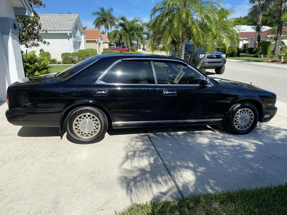 1994 Nissan Cedric 8th Gen - Image 24 of 31