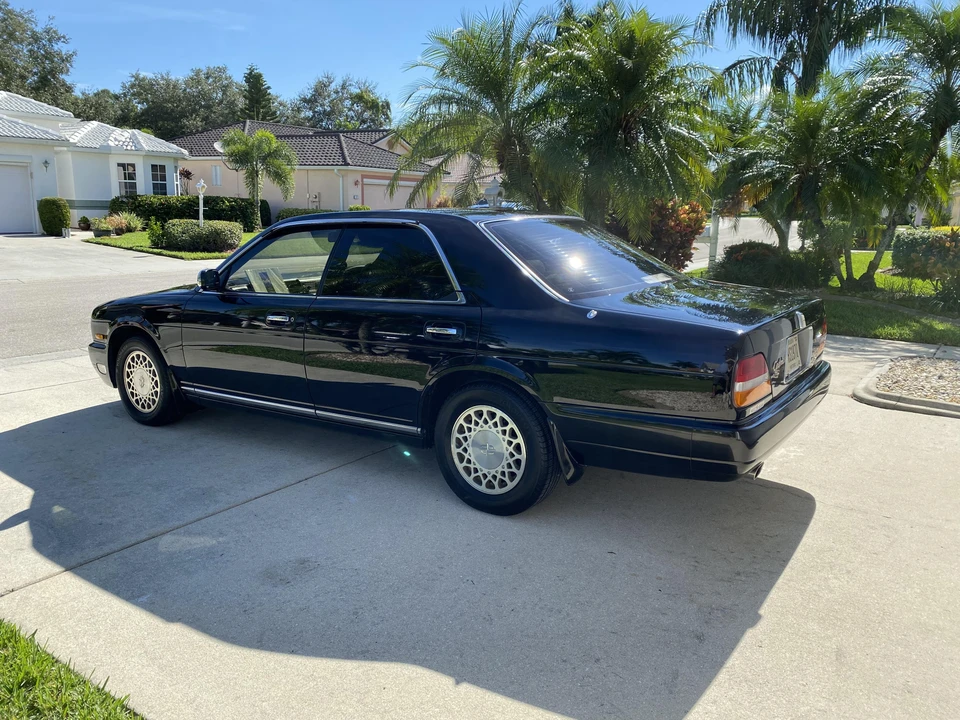 1994 Nissan Cedric 8th Gen - Image 16 of 31