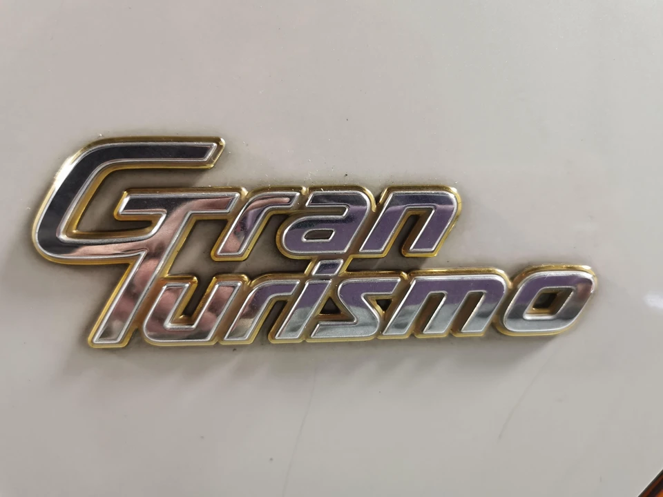 1994 Nissan Cedric 7th Gen - Image 24 of 31