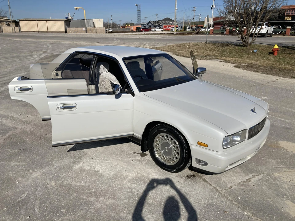 1994 Nissan Cedric 8th Gen - Image 27 of 31