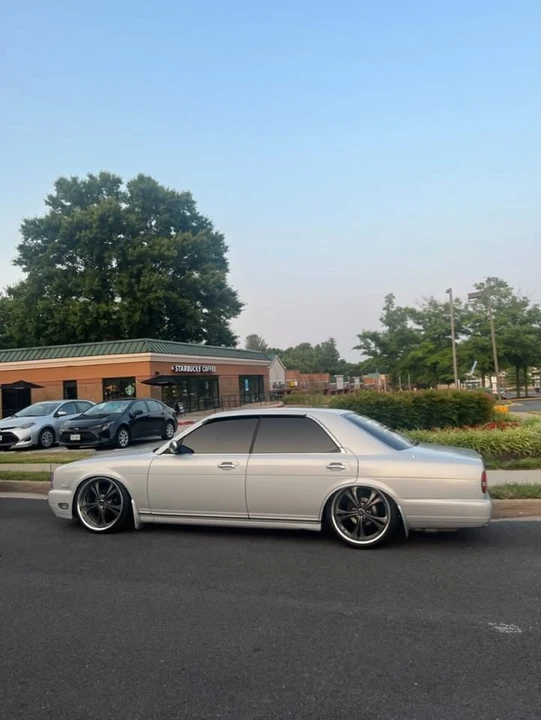 1994 Nissan Cedric 8th Gen - Image 9 of 10