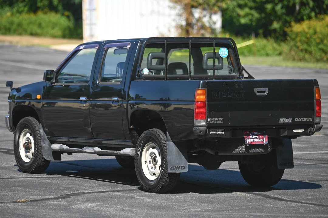 1994 Nissan Frontier - Image 4 of 31