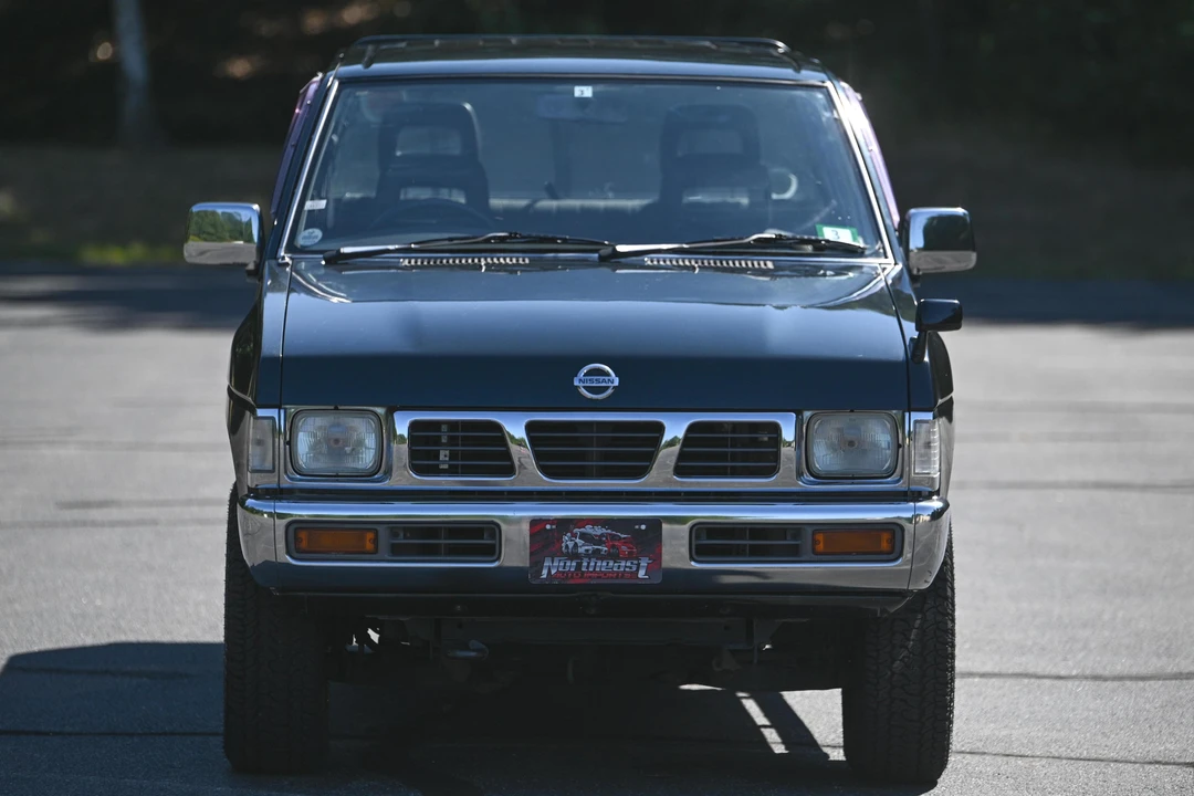 1994 Nissan Frontier - Image 2 of 31
