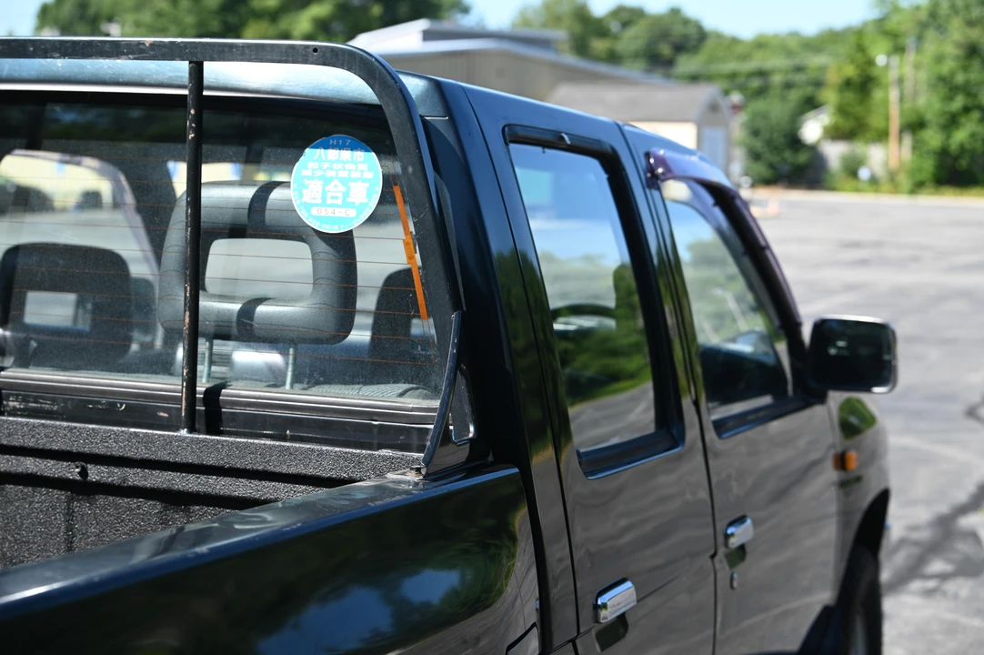 1994 Nissan Frontier - Image 21 of 31
