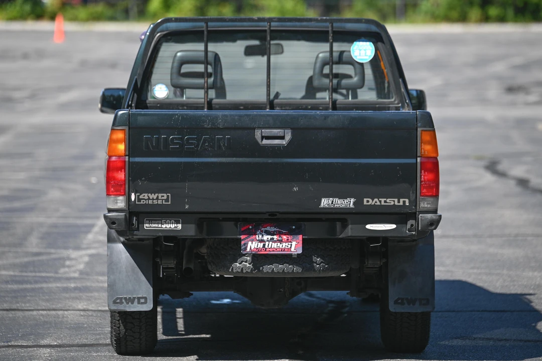 1994 Nissan Frontier - Image 5 of 31