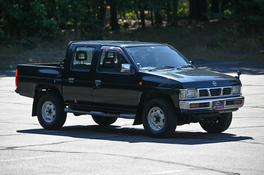 1994 Nissan Frontier - Image 8 of 31
