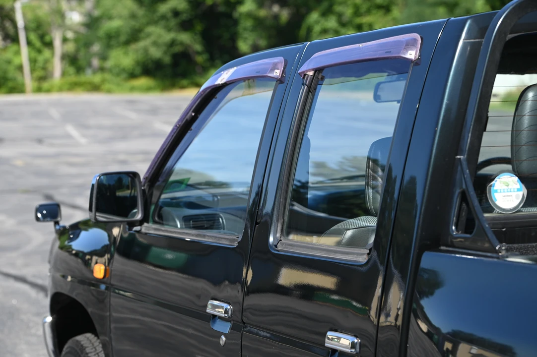 1994 Nissan Frontier - Image 17 of 31