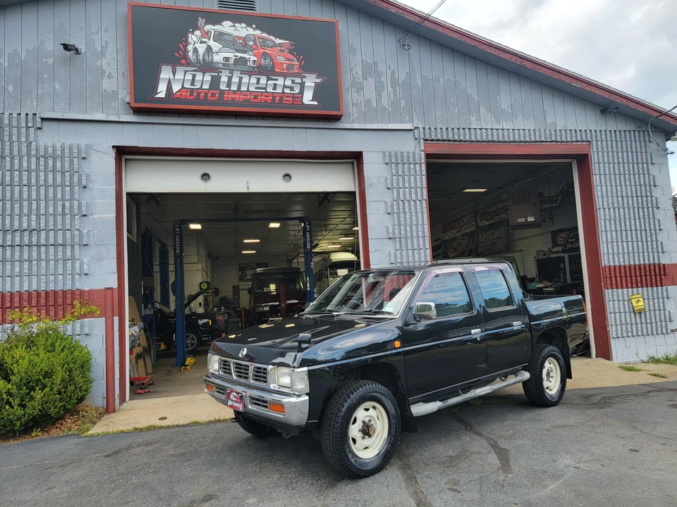 1994 Nissan Frontier - Image 10 of 31