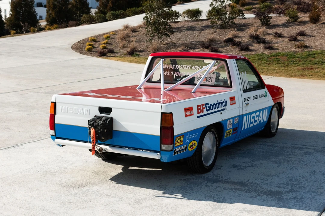 1994 Nissan Frontier - Image 29 of 31