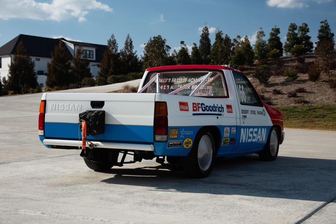 1994 Nissan Frontier - Image 30 of 31