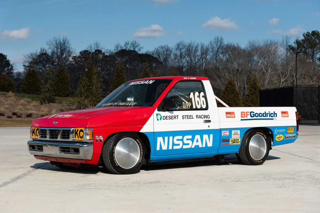 1994 Nissan Frontier - Image 18 of 31