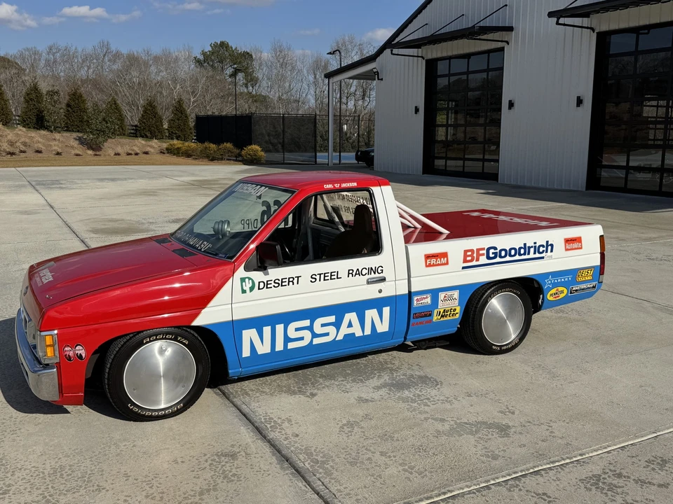 1994 Nissan Frontier - Image 14 of 31
