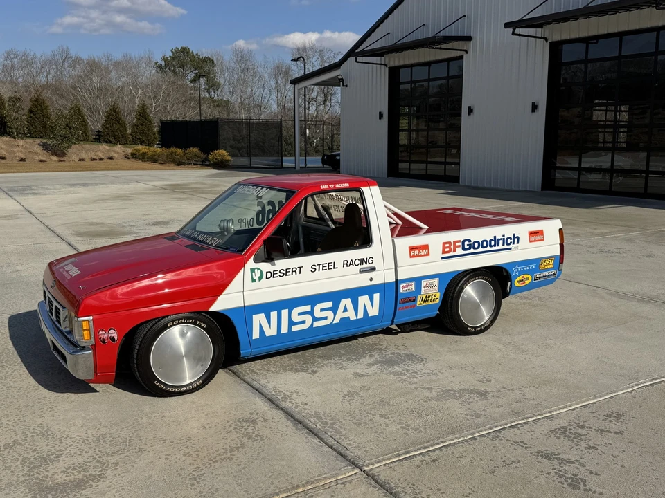 1994 Nissan Frontier - Image 15 of 31