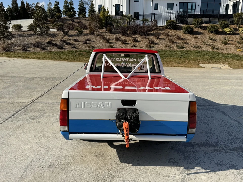 1994 Nissan Frontier - Image 9 of 31