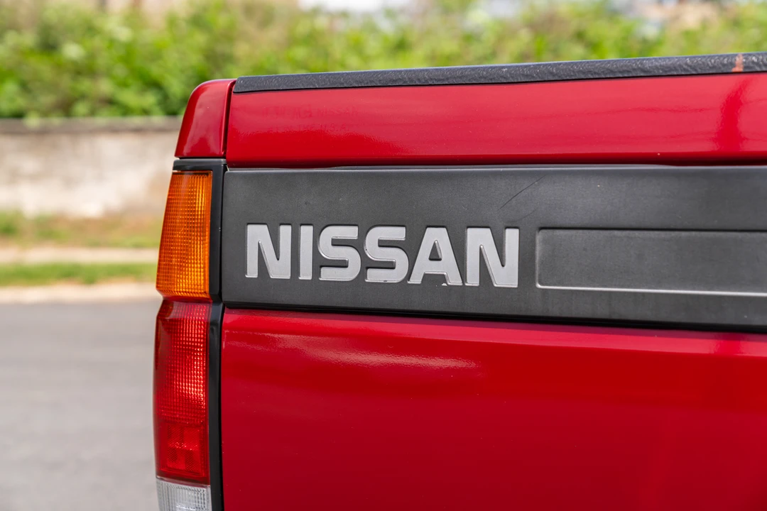 1994 Nissan Frontier - Image 27 of 31