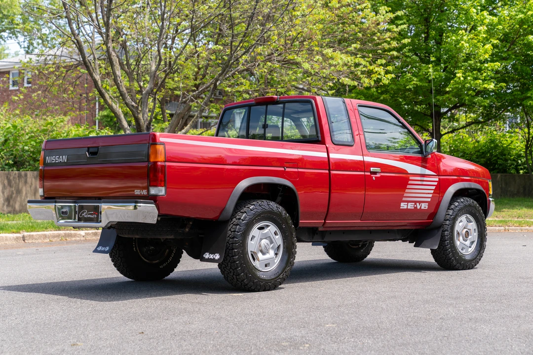 1994 Nissan Frontier - Image 6 of 31