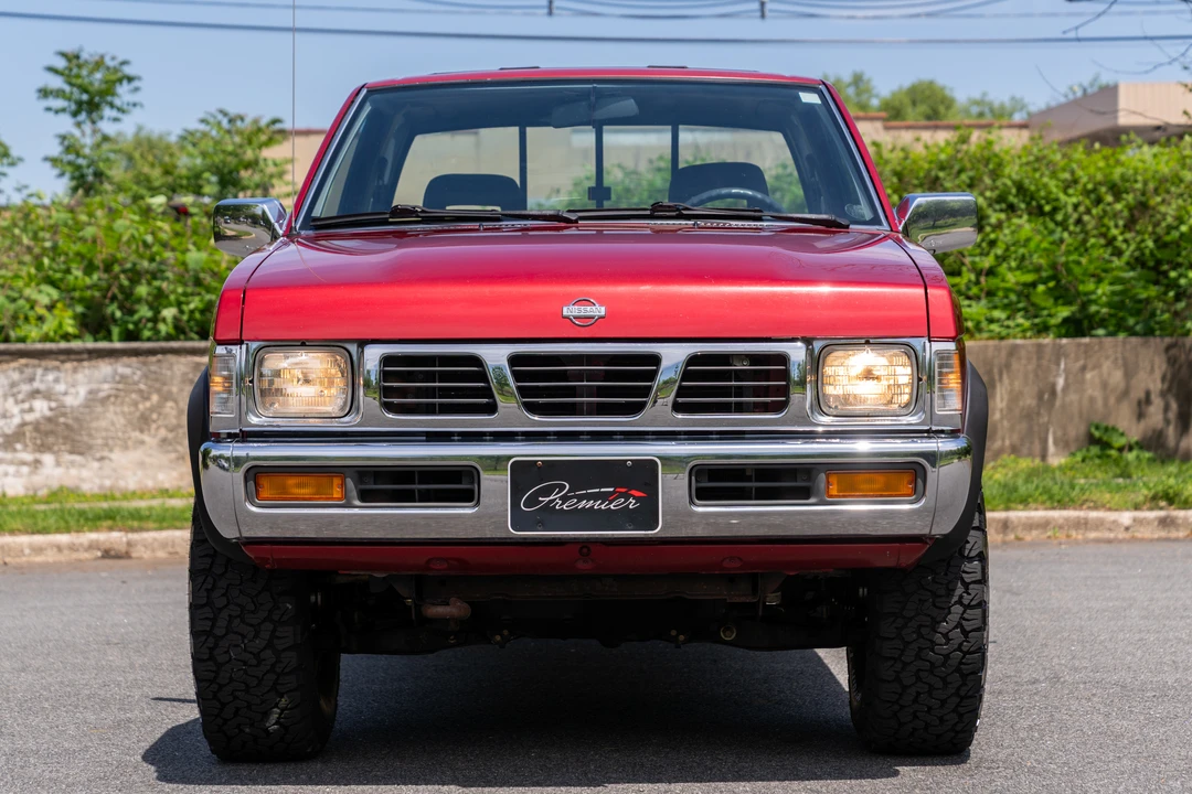 1994 Nissan Frontier - Image 10 of 31