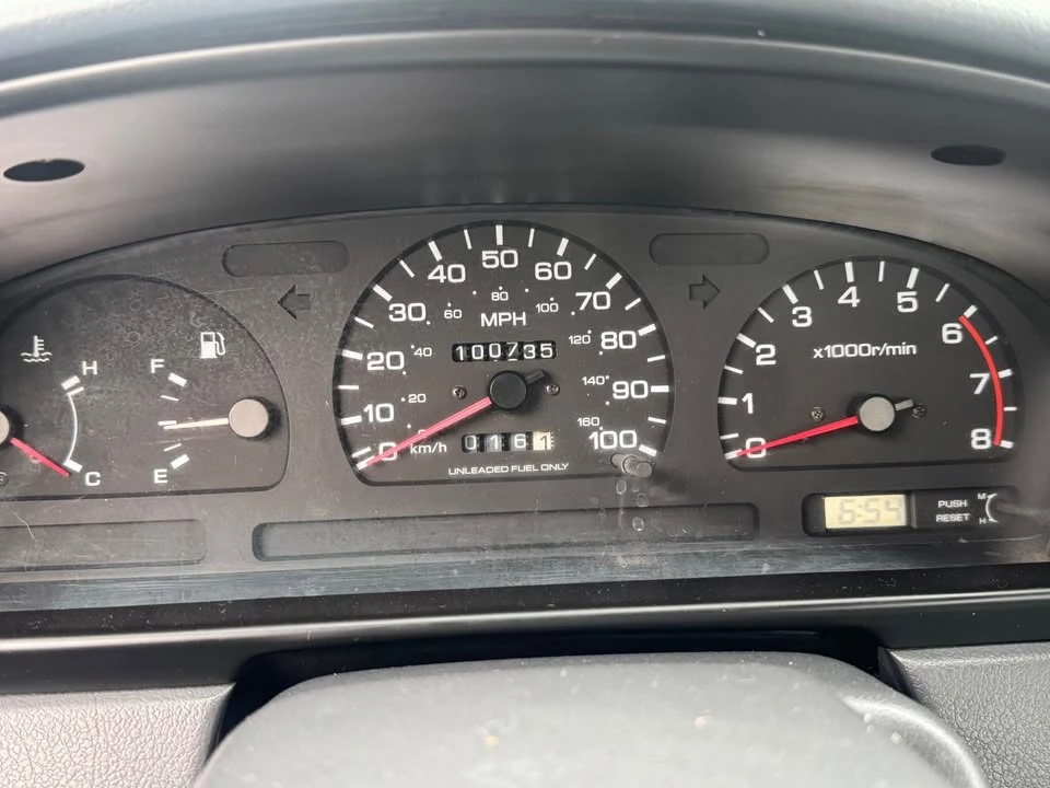 1994 Nissan Frontier - Image 3 of 17