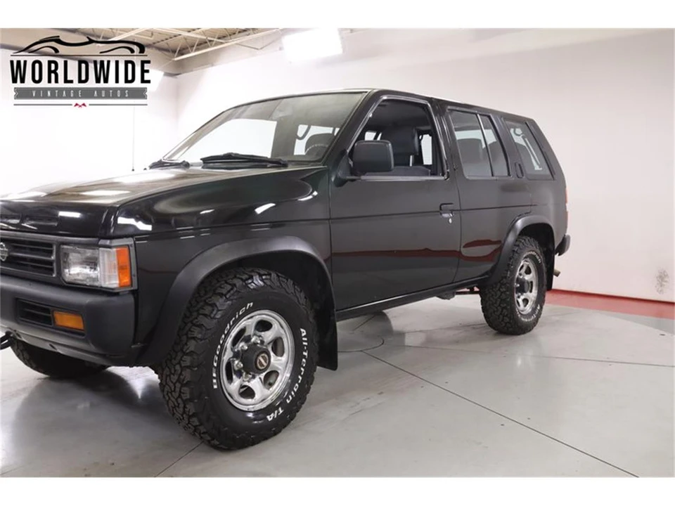 1994 Nissan Pathfinder 1st Gen - Image 13 of 31