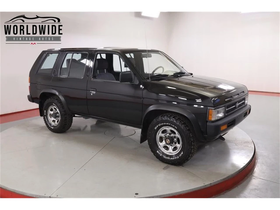 1994 Nissan Pathfinder 1st Gen - Image 2 of 31