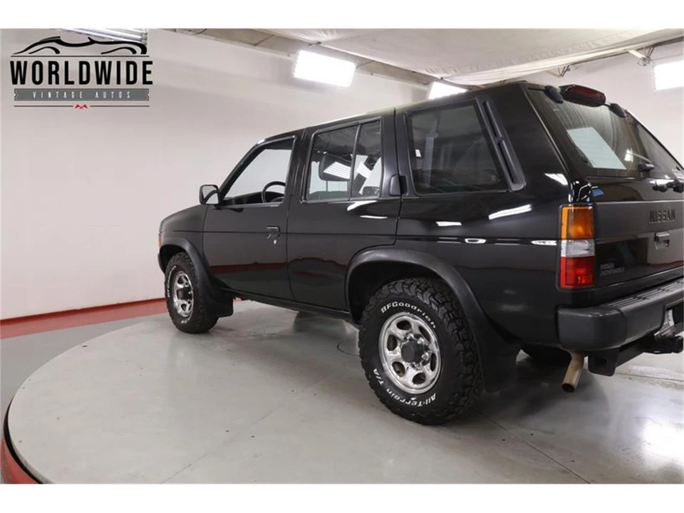 1994 Nissan Pathfinder 1st Gen - Image 23 of 31