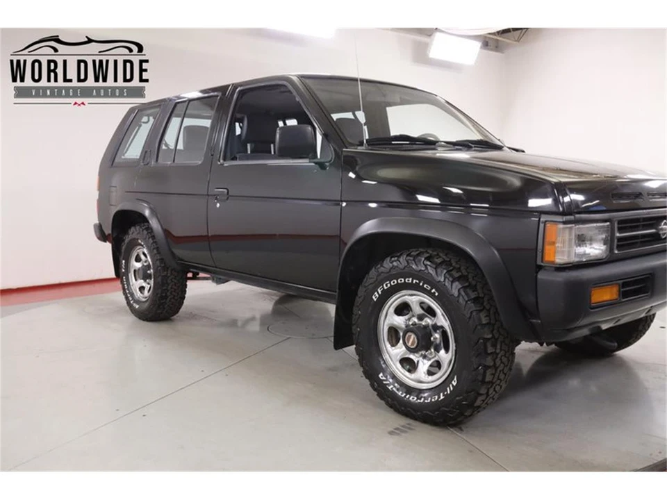 1994 Nissan Pathfinder 1st Gen - Image 14 of 31