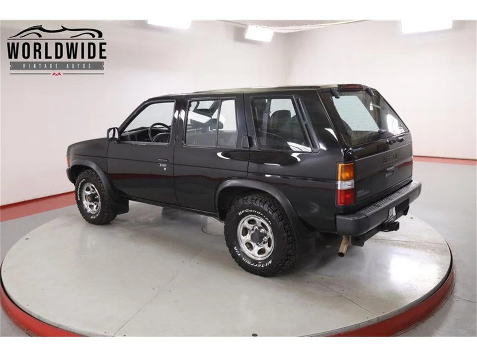 1994 Nissan Pathfinder 1st Gen - Image 5 of 31