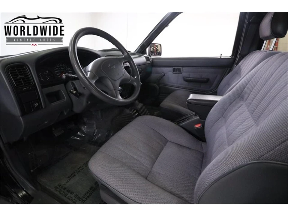 1994 Nissan Pathfinder 1st Gen - Image 30 of 31