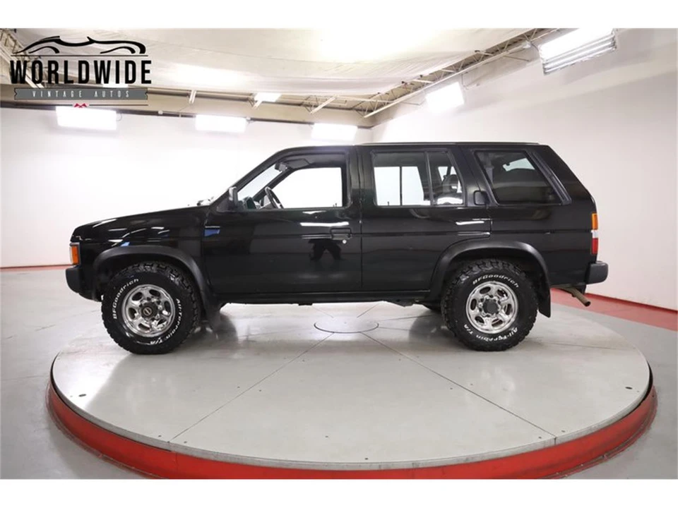 1994 Nissan Pathfinder 1st Gen - Image 3 of 31