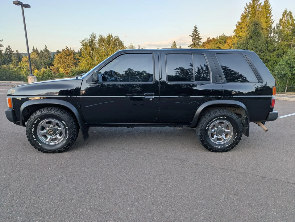 1994 Nissan Pathfinder 1st Gen - Image 16 of 31